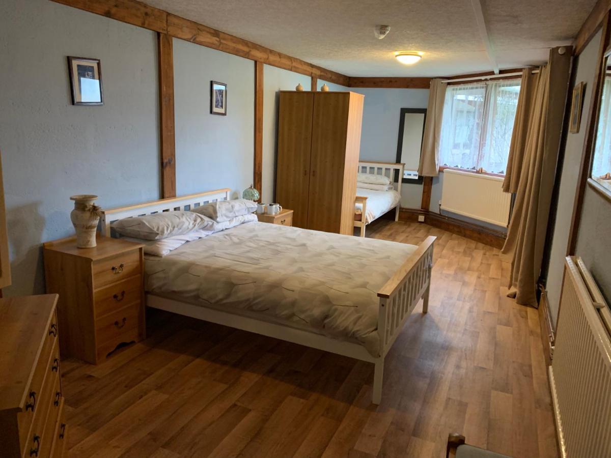 Hafan Y Coed - Haven Of Trees Bed & Breakfast Abercraf Bagian luar foto
